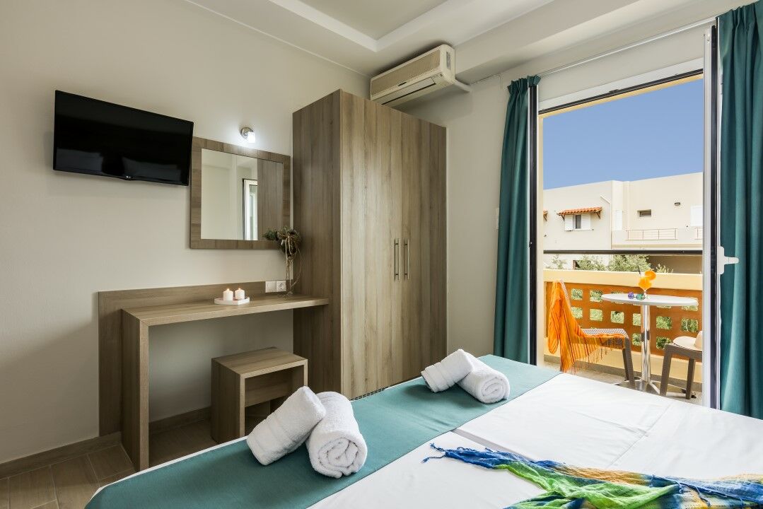 Maria Family Hotel Sisi Exterior photo